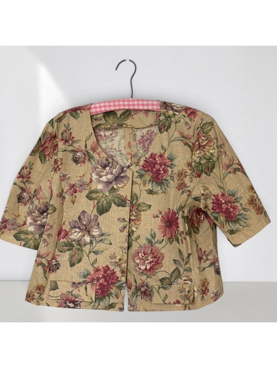 American Vintage Jackets & Blazers - Vintage Hamdmade Floral Cottagecore cropped jacket